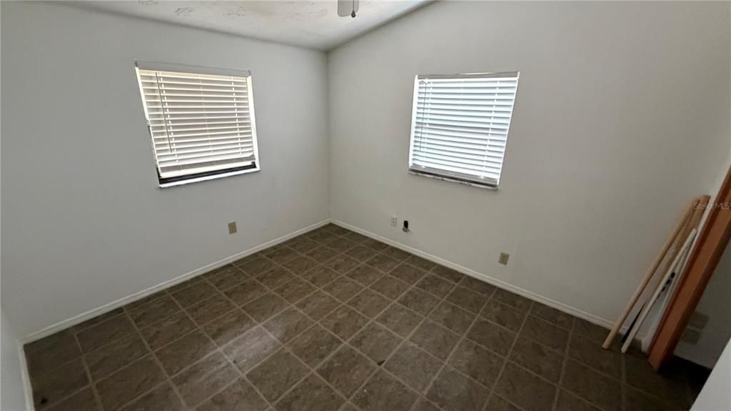 En Venta: $165,000 (3 camas, 2 baños, 1423 Pies cuadrados)