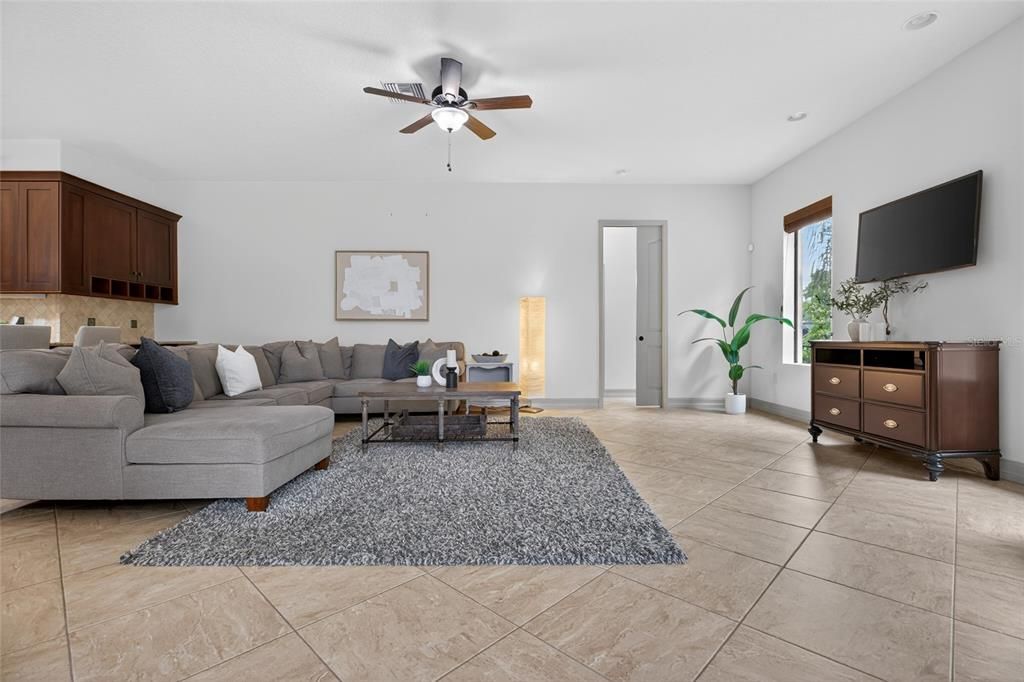 Active With Contract: $815,000 (5 beds, 3 baths, 2859 Square Feet)