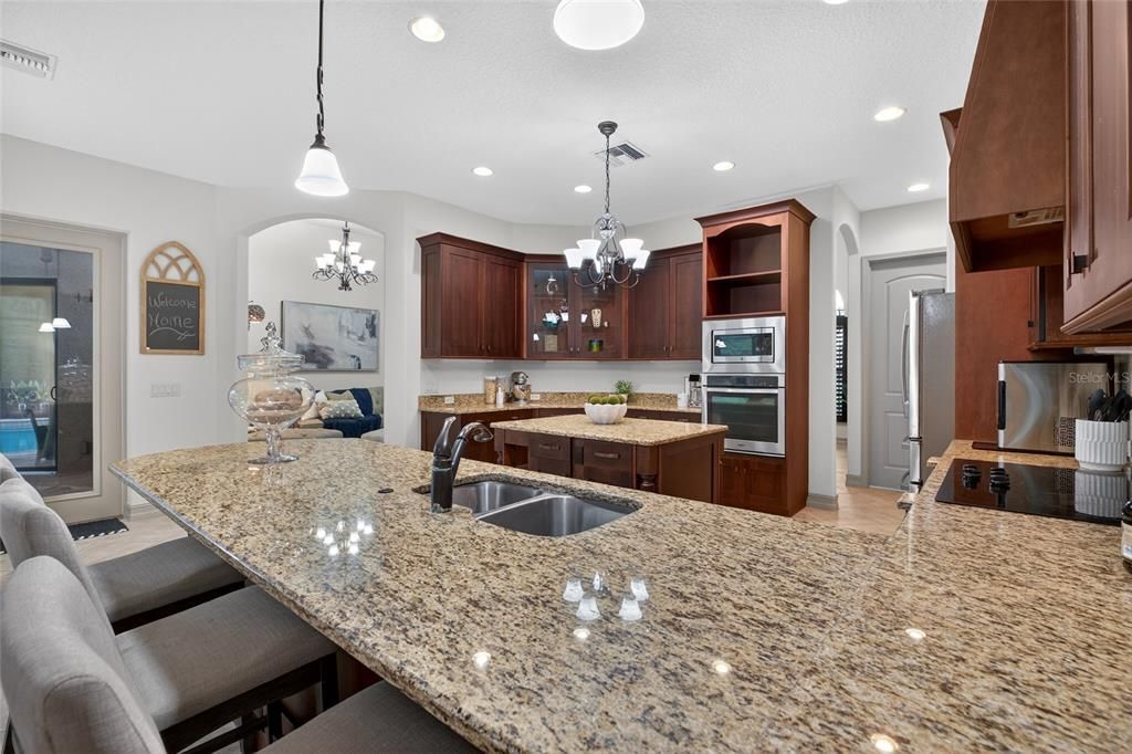 Active With Contract: $815,000 (5 beds, 3 baths, 2859 Square Feet)