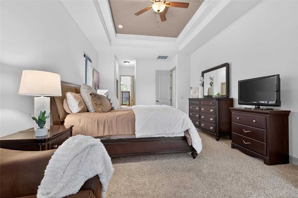 Active With Contract: $815,000 (5 beds, 3 baths, 2859 Square Feet)