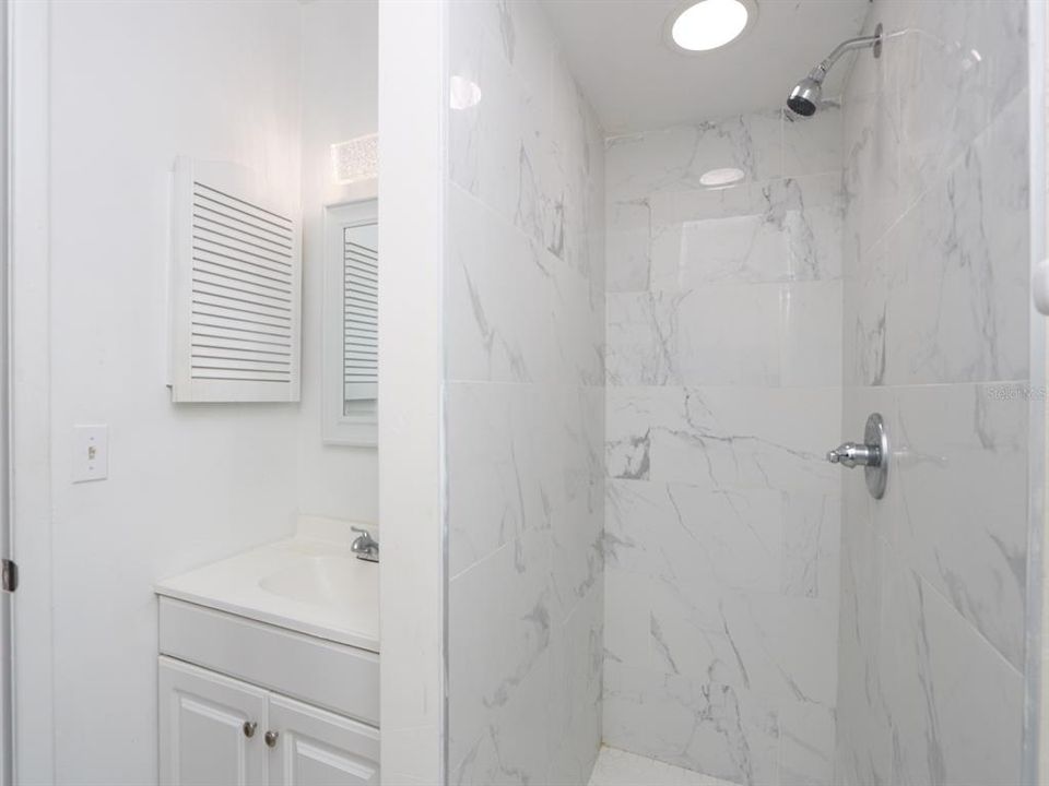 En Venta: $140,000 (2 camas, 2 baños, 1090 Pies cuadrados)