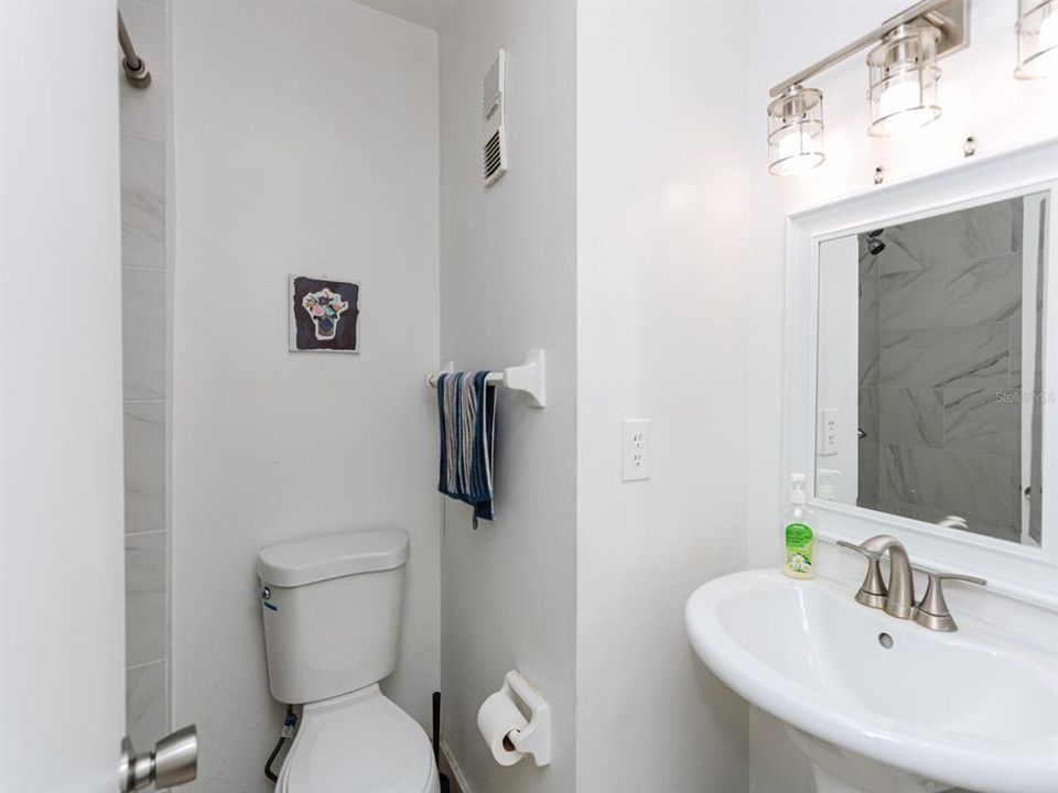 En Venta: $140,000 (2 camas, 2 baños, 1090 Pies cuadrados)