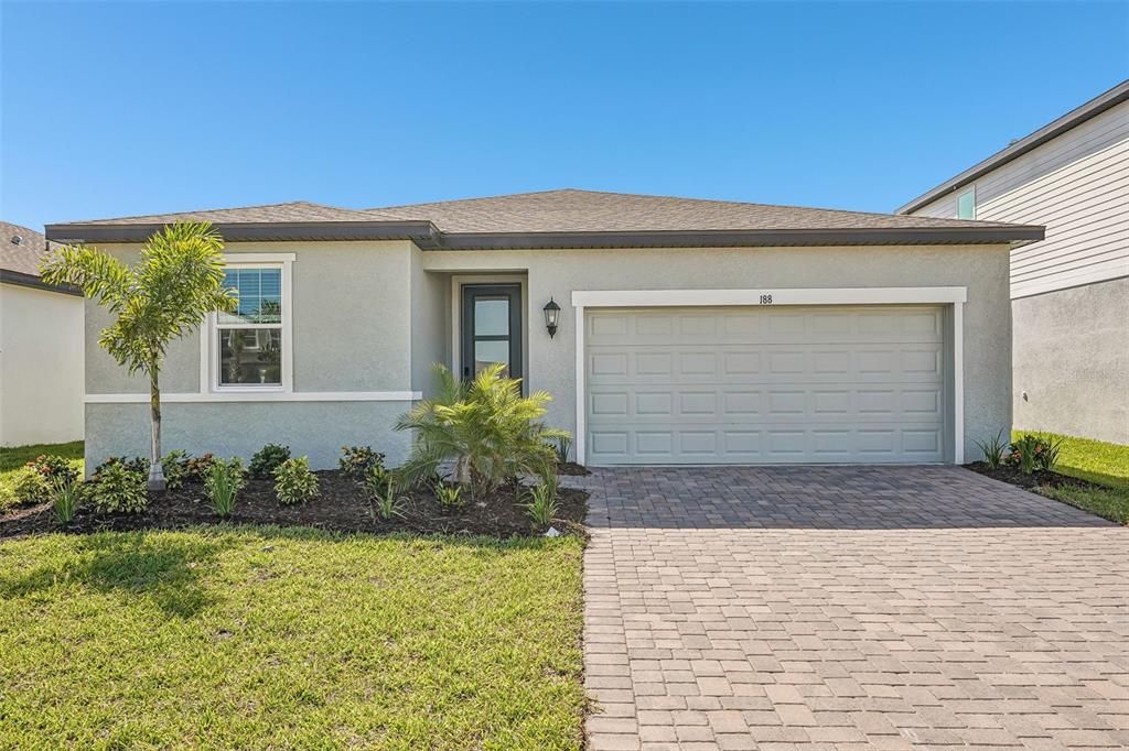 For Sale: $425,000 (3 beds, 2 baths, 1654 Square Feet)