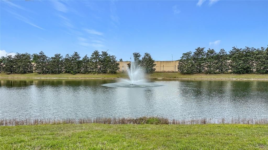 En Venta: $320,000 (3 camas, 2 baños, 2031 Pies cuadrados)