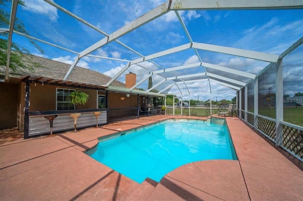 Active With Contract: $375,000 (4 beds, 2 baths, 2020 Square Feet)
