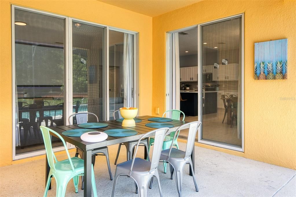 En Venta: $595,000 (6 camas, 5 baños, 3512 Pies cuadrados)
