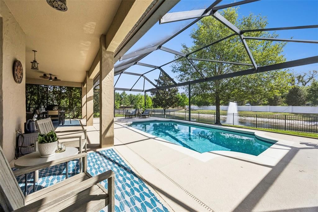 Под контрактом: $995,000 (4 спален, 3 ванн, 3057 Квадратных фут)