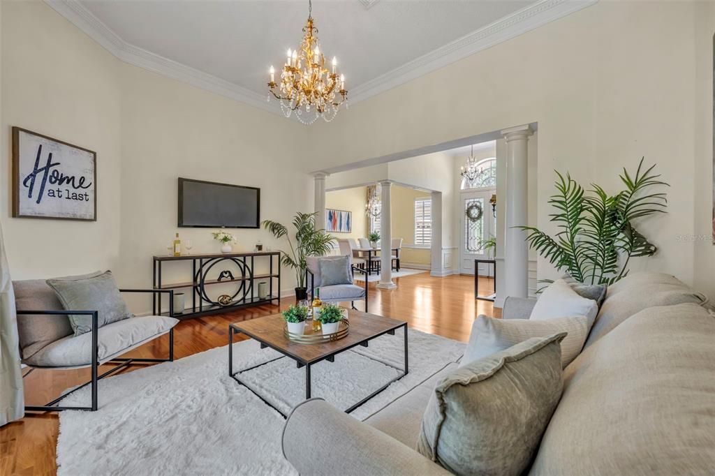 Activo con contrato: $650,000 (4 camas, 3 baños, 3114 Pies cuadrados)