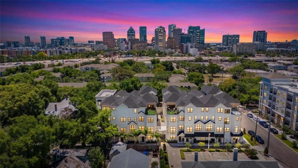 На продажу: $1,595,000 (5 спален, 4 ванн, 3564 Квадратных фут)