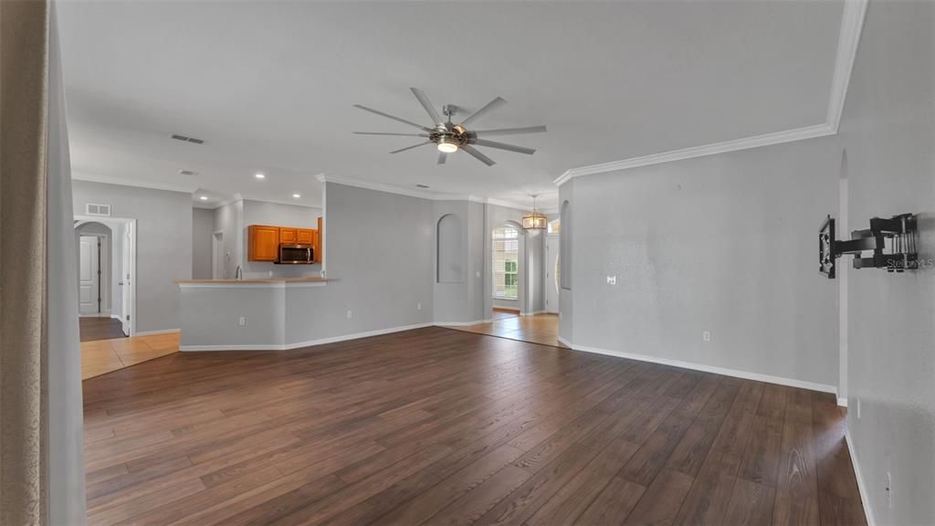 Active With Contract: $465,000 (4 beds, 3 baths, 2430 Square Feet)