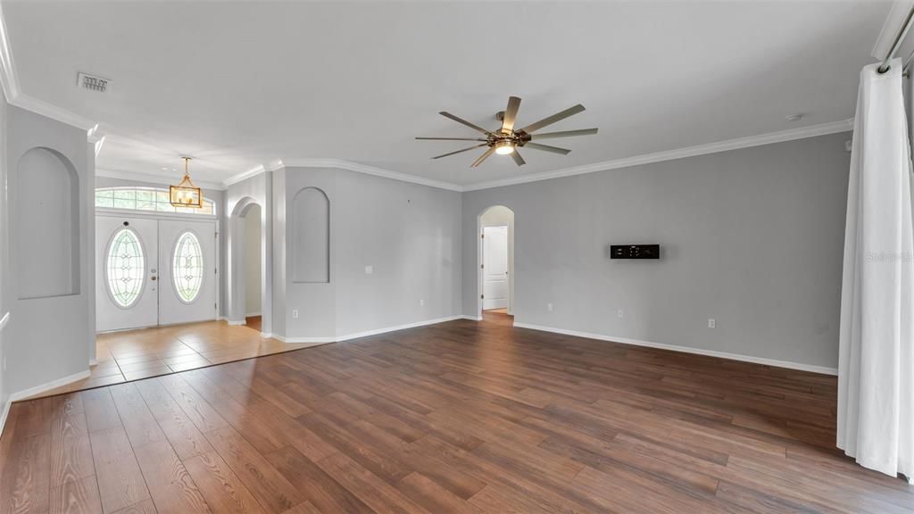Active With Contract: $465,000 (4 beds, 3 baths, 2430 Square Feet)