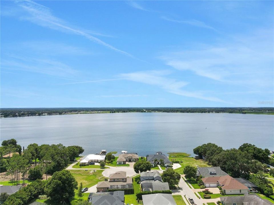 Active With Contract: $465,000 (4 beds, 3 baths, 2430 Square Feet)