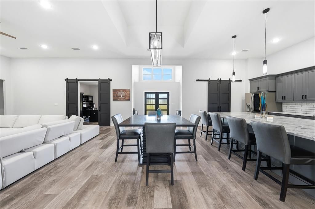For Sale: $999,950 (4 beds, 3 baths, 3494 Square Feet)