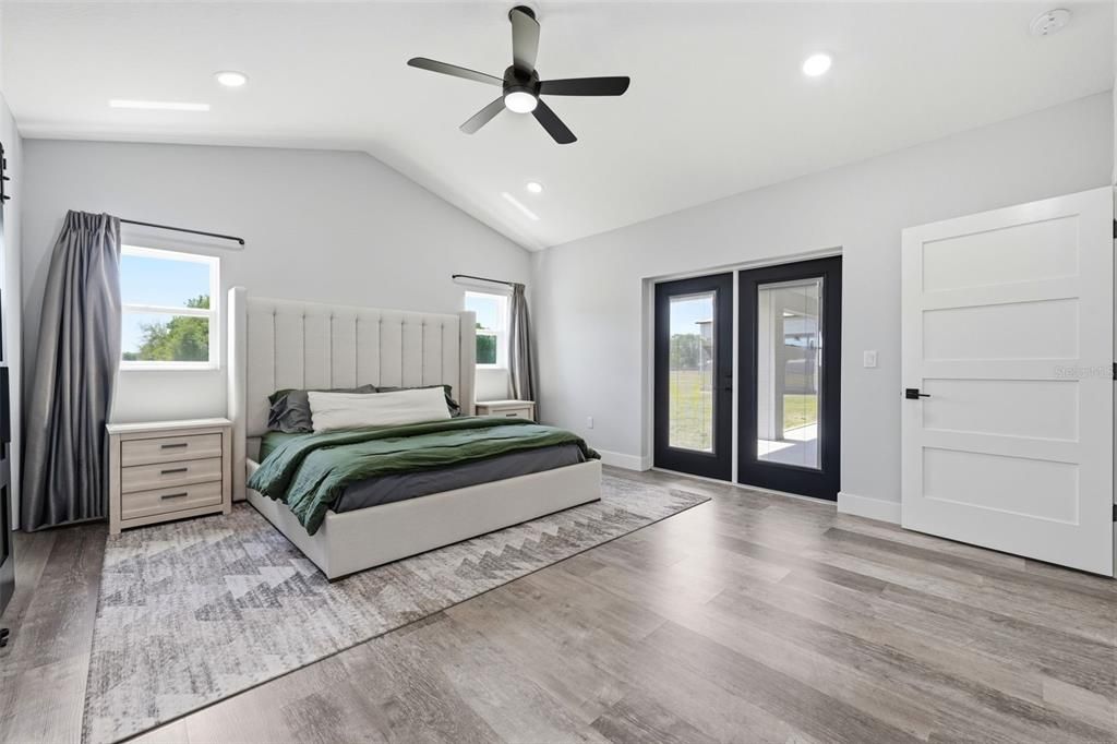 For Sale: $999,950 (4 beds, 3 baths, 3494 Square Feet)