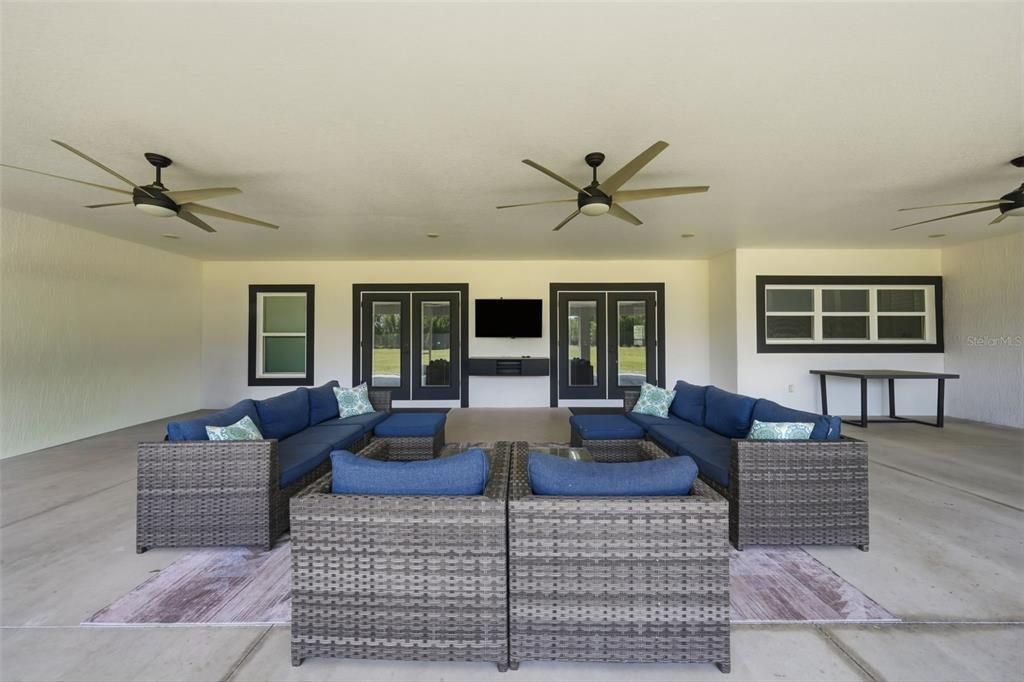 For Sale: $999,950 (4 beds, 3 baths, 3494 Square Feet)