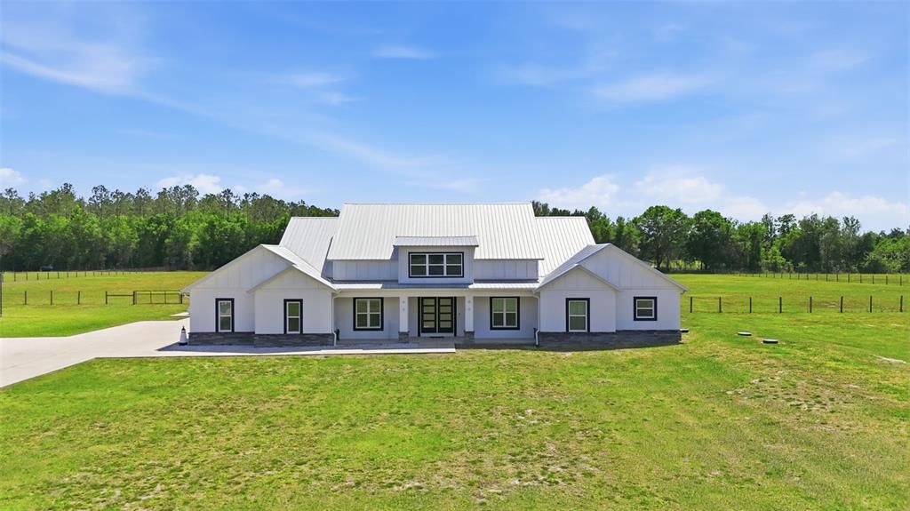 For Sale: $999,950 (4 beds, 3 baths, 3494 Square Feet)