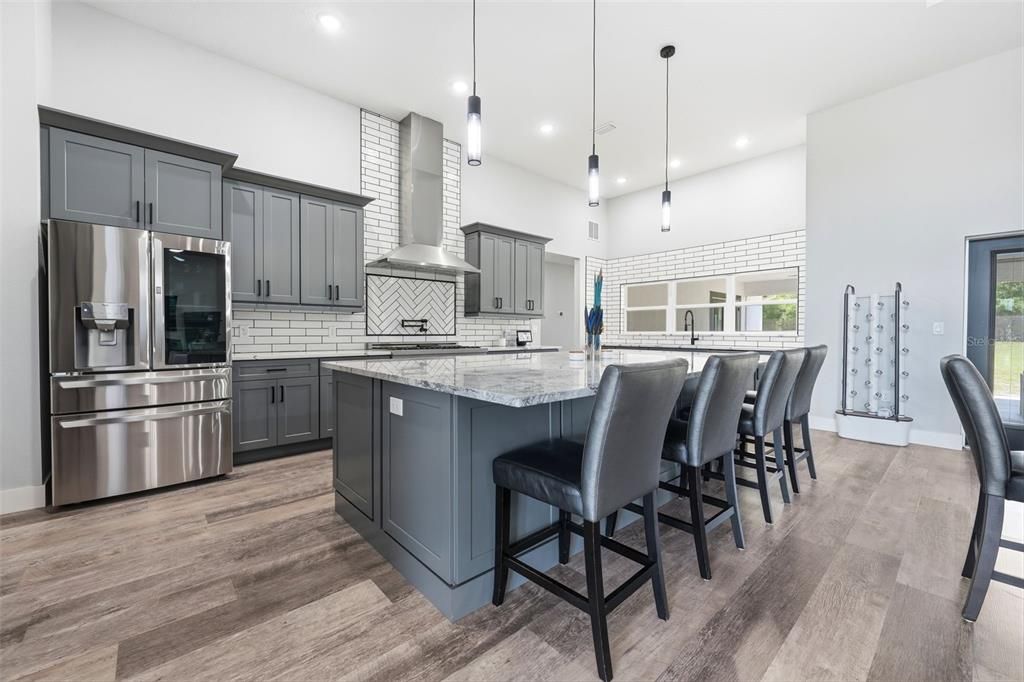 For Sale: $999,950 (4 beds, 3 baths, 3494 Square Feet)