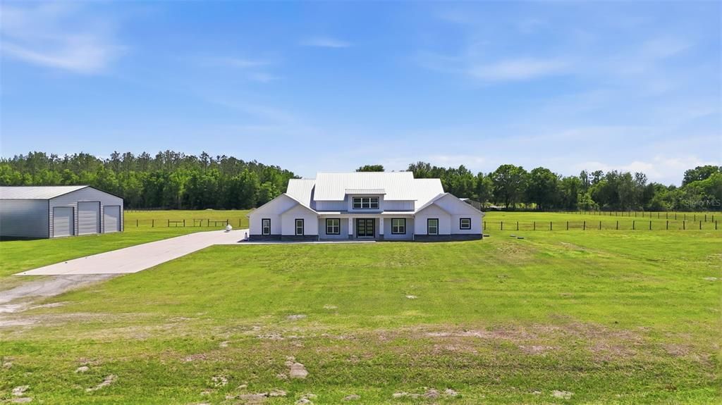 For Sale: $999,950 (4 beds, 3 baths, 3494 Square Feet)