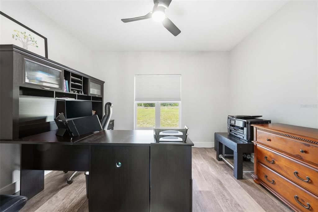 For Sale: $999,950 (4 beds, 3 baths, 3494 Square Feet)