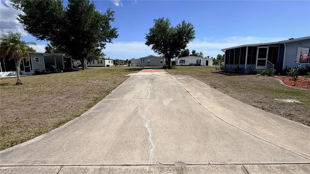 待售: $39,000 (0.18 acres)