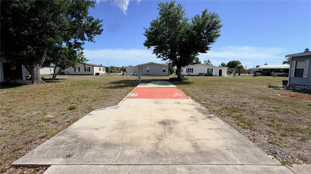 待售: $39,000 (0.18 acres)