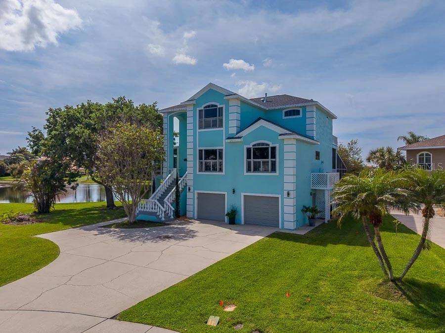 En Venta: $1,200,000 (3 camas, 4 baños, 3344 Pies cuadrados)