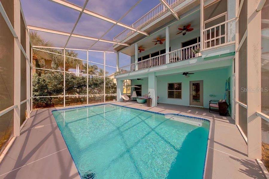 En Venta: $1,200,000 (3 camas, 4 baños, 3344 Pies cuadrados)