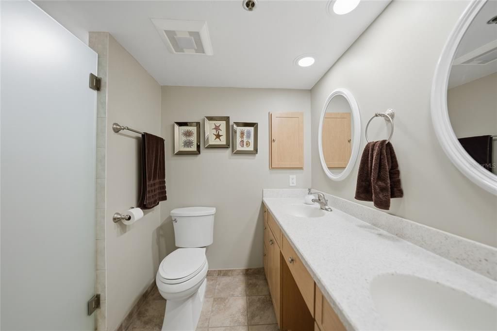 For Sale: $250,000 (3 beds, 2 baths, 1447 Square Feet)