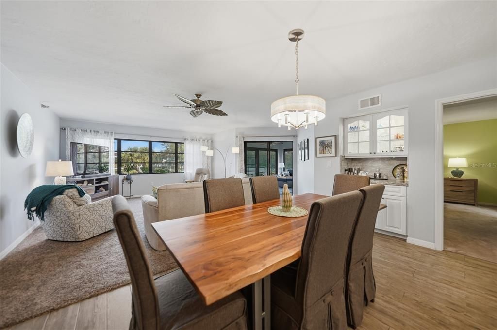 For Sale: $250,000 (3 beds, 2 baths, 1447 Square Feet)