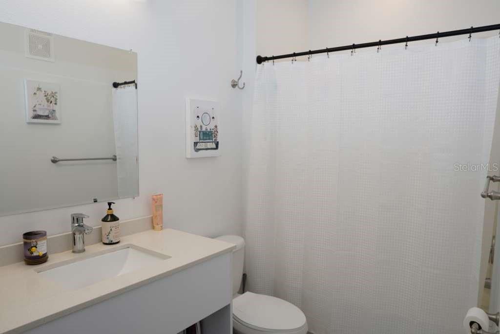 Activo con contrato: $1,850 (2 camas, 2 baños, 1153 Pies cuadrados)
