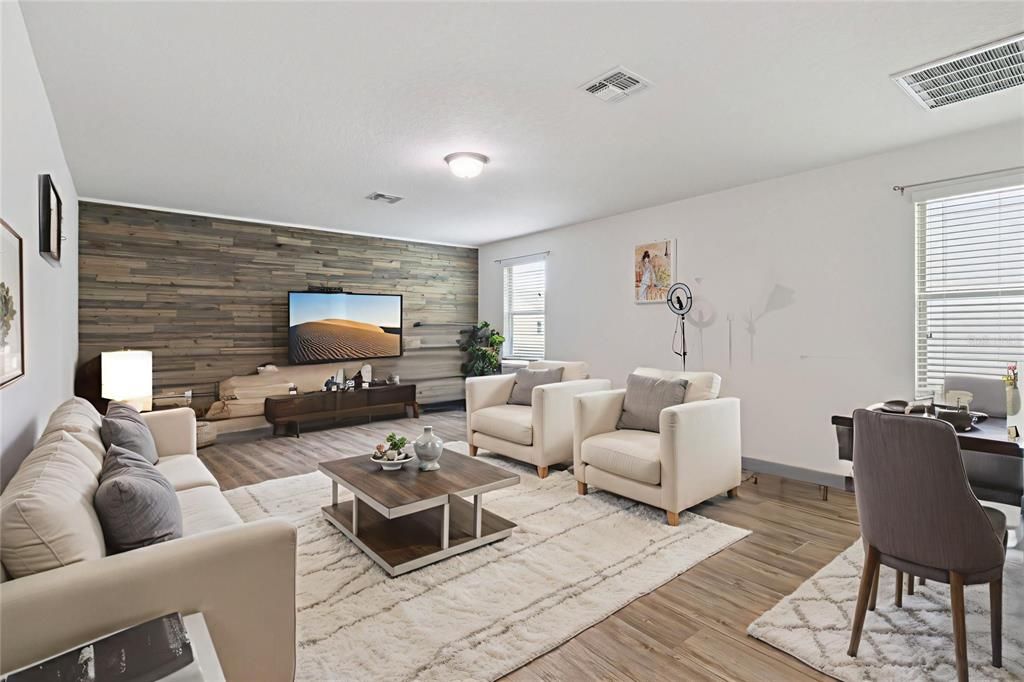 Active With Contract: $779,990 (5 beds, 3 baths, 3493 Square Feet)