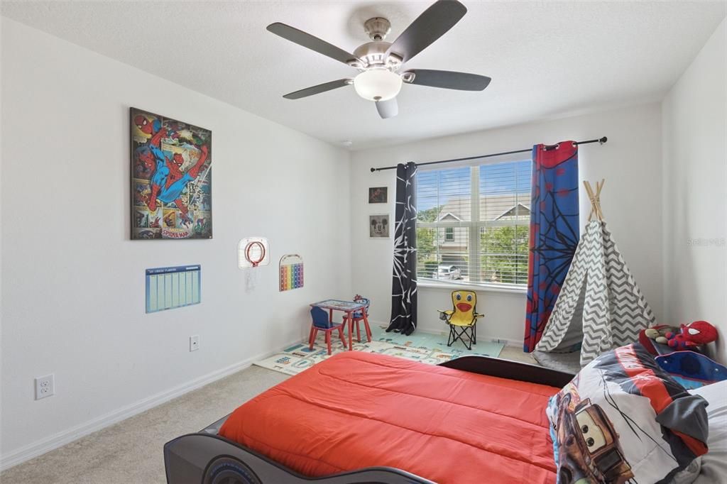 Active With Contract: $779,990 (5 beds, 3 baths, 3493 Square Feet)
