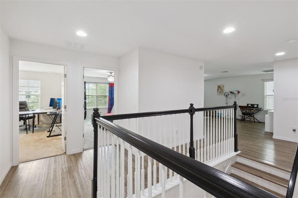 Active With Contract: $779,990 (5 beds, 3 baths, 3493 Square Feet)
