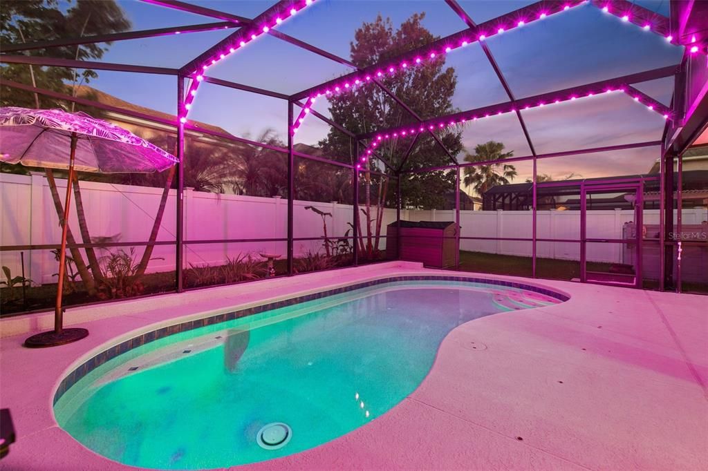 Active With Contract: $779,990 (5 beds, 3 baths, 3493 Square Feet)