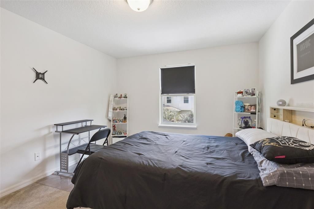 Active With Contract: $779,990 (5 beds, 3 baths, 3493 Square Feet)