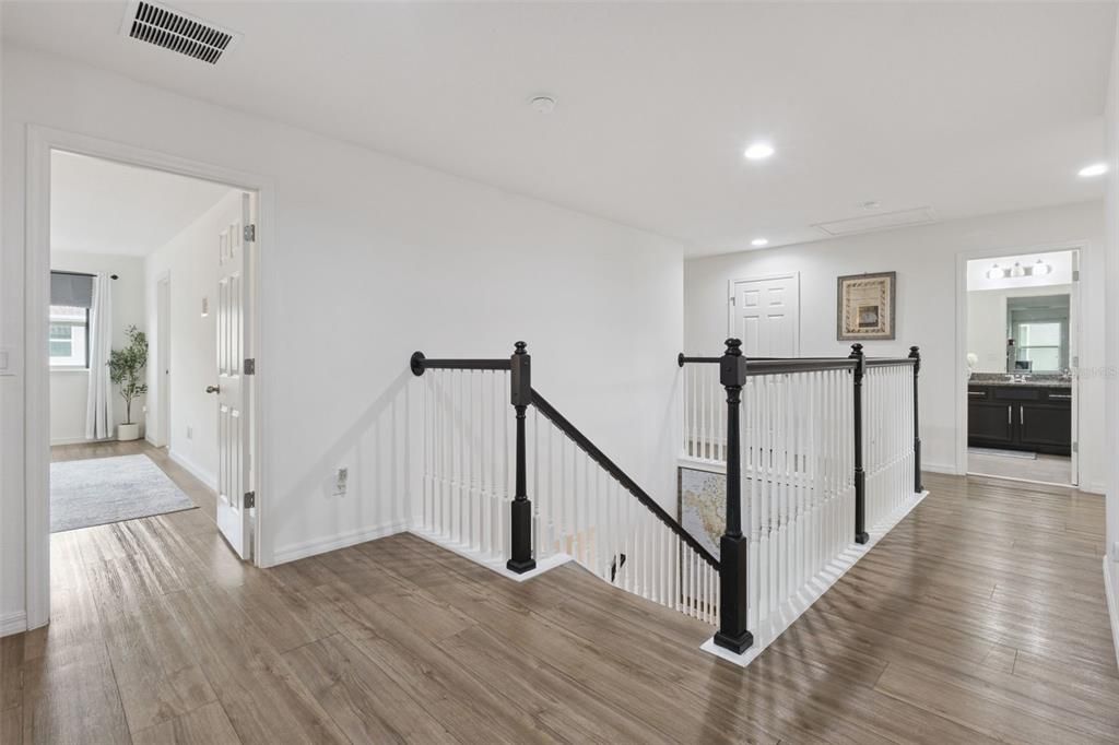 Active With Contract: $779,990 (5 beds, 3 baths, 3493 Square Feet)