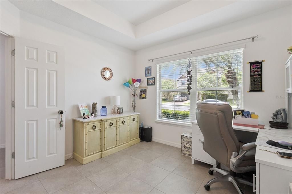 Active With Contract: $779,990 (5 beds, 3 baths, 3493 Square Feet)