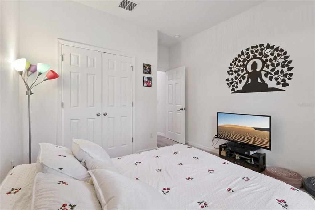 Active With Contract: $779,990 (5 beds, 3 baths, 3493 Square Feet)
