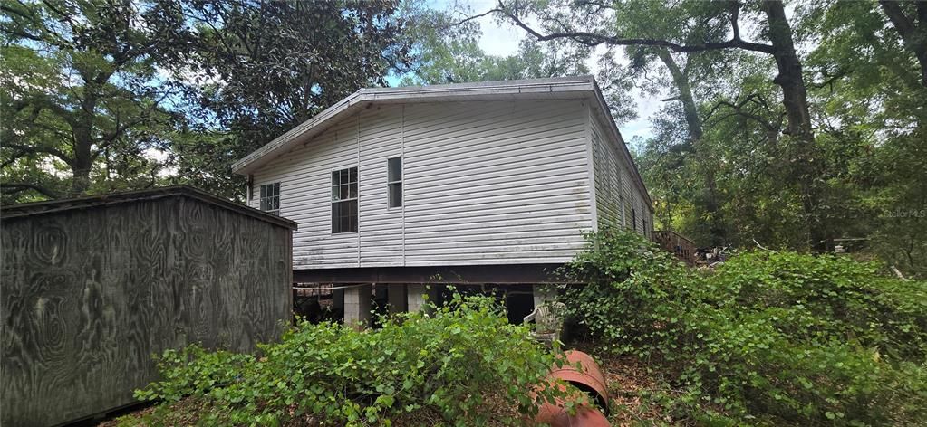 For Sale: $234,900 (3 beds, 2 baths, 1716 Square Feet)