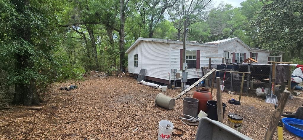For Sale: $234,900 (3 beds, 2 baths, 1716 Square Feet)