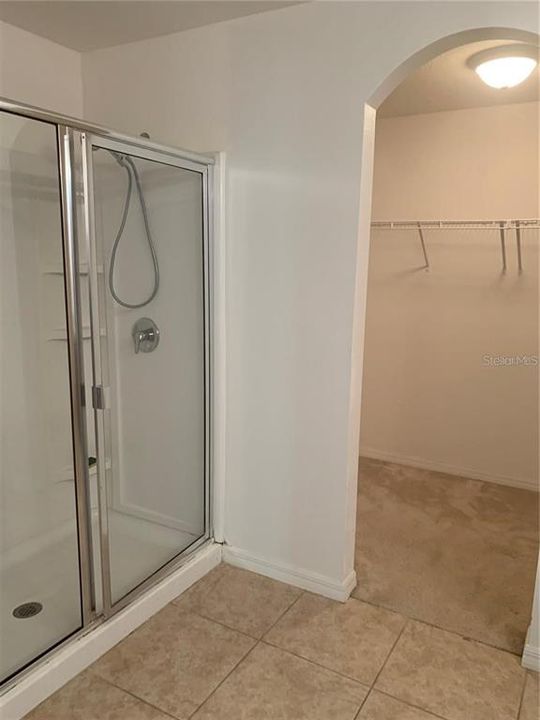 For Rent: $1,995 (3 beds, 2 baths, 1380 Square Feet)
