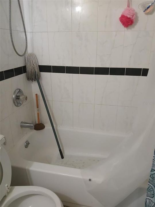 В аренду: $1,250 (1 спален, 1 ванн, 500 Квадратных фут)