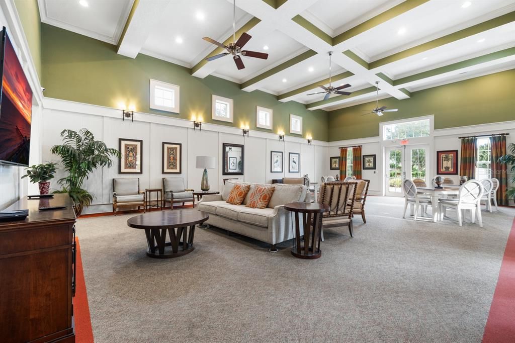 For Sale: $299,999 (3 beds, 2 baths, 1636 Square Feet)