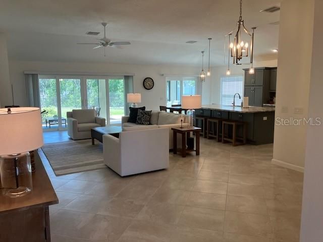 Active With Contract: $674,900 (3 beds, 3 baths, 2033 Square Feet)