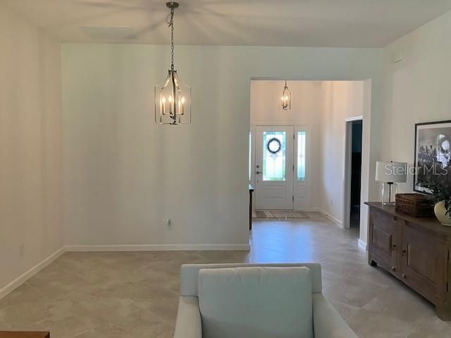 Active With Contract: $674,900 (3 beds, 3 baths, 2033 Square Feet)