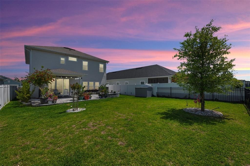 For Sale: $400,000 (3 beds, 2 baths, 2498 Square Feet)
