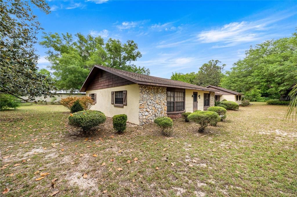 For Sale: $689,900 (4 beds, 3 baths, 1918 Square Feet)
