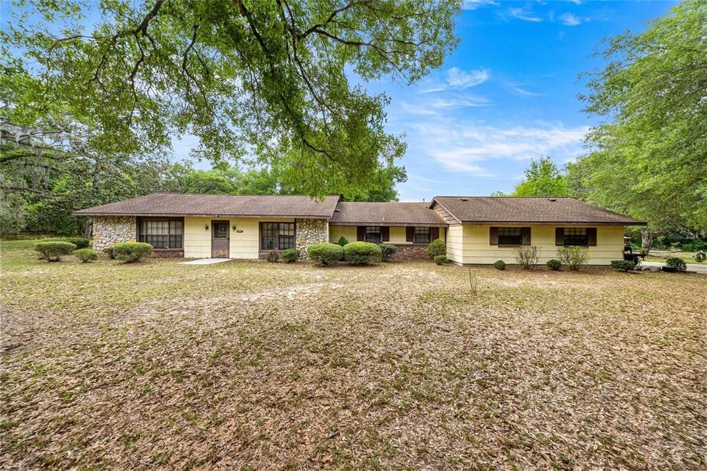 For Sale: $689,900 (4 beds, 3 baths, 1918 Square Feet)