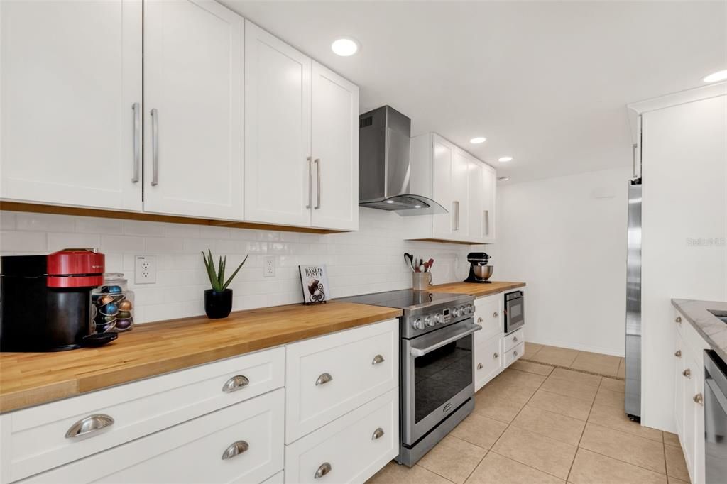 Activo con contrato: $535,000 (3 camas, 2 baños, 1808 Pies cuadrados)