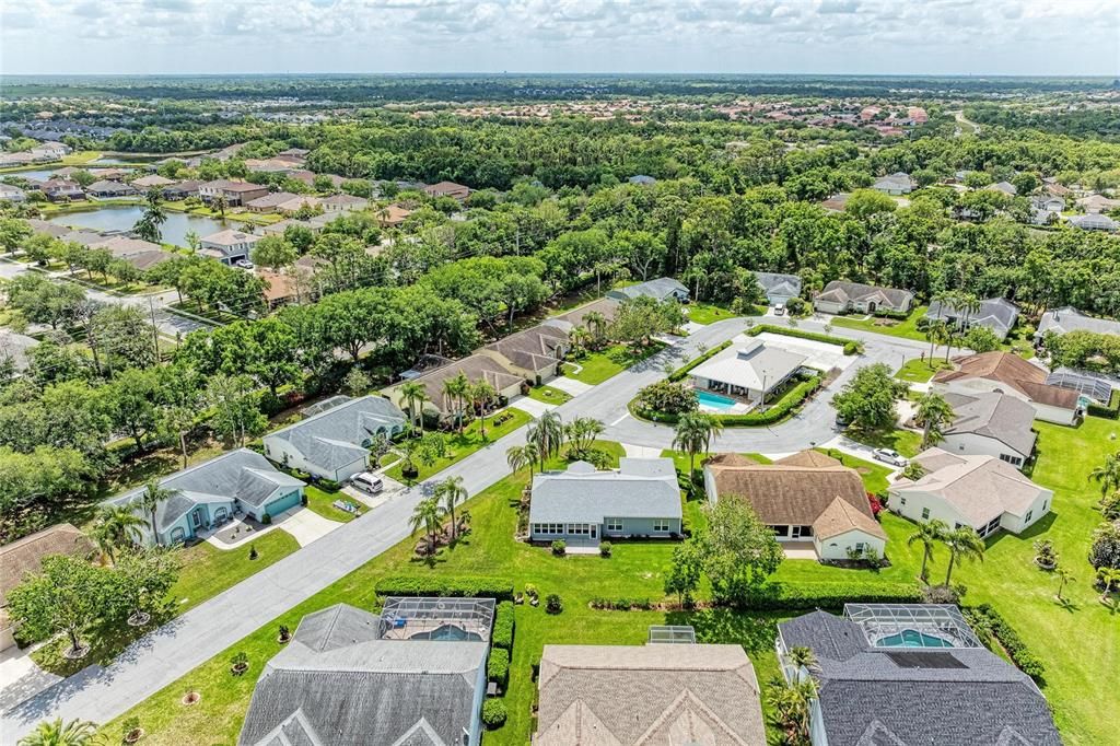 Activo con contrato: $410,000 (3 camas, 2 baños, 2144 Pies cuadrados)